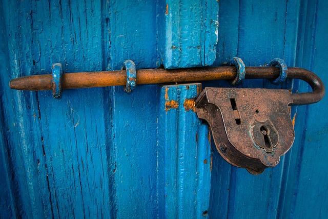 Rychlé a kvalitní řešení pro zamčené dveře – profesionální tipy